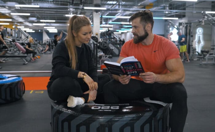 Trening z podopieczną na siłowni